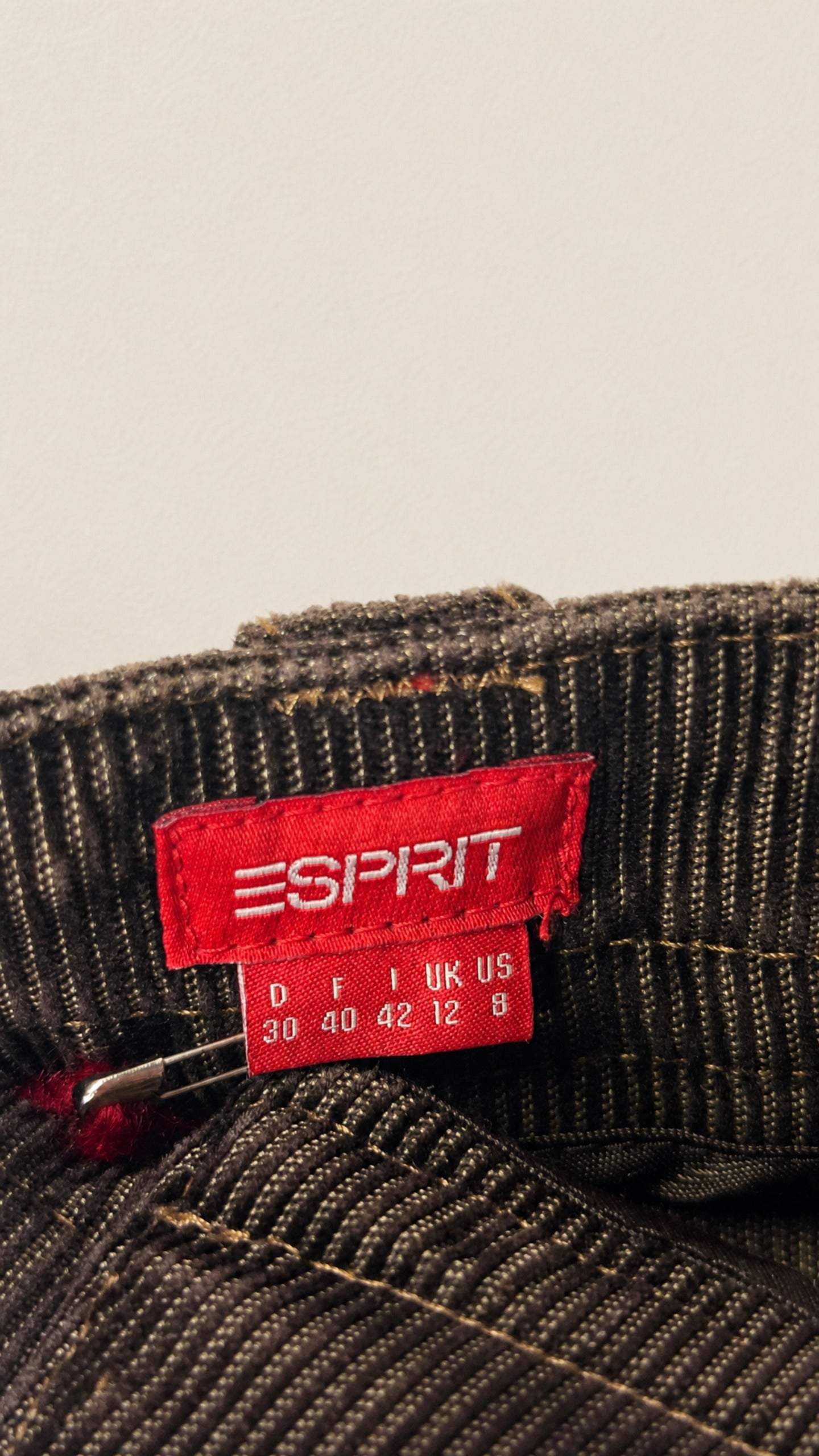 Esprit Skirt – vintage clothing at AMYPARFUME Belgrade