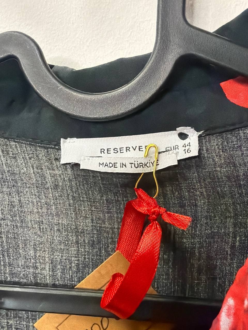 Reserved Stand-collar blouse