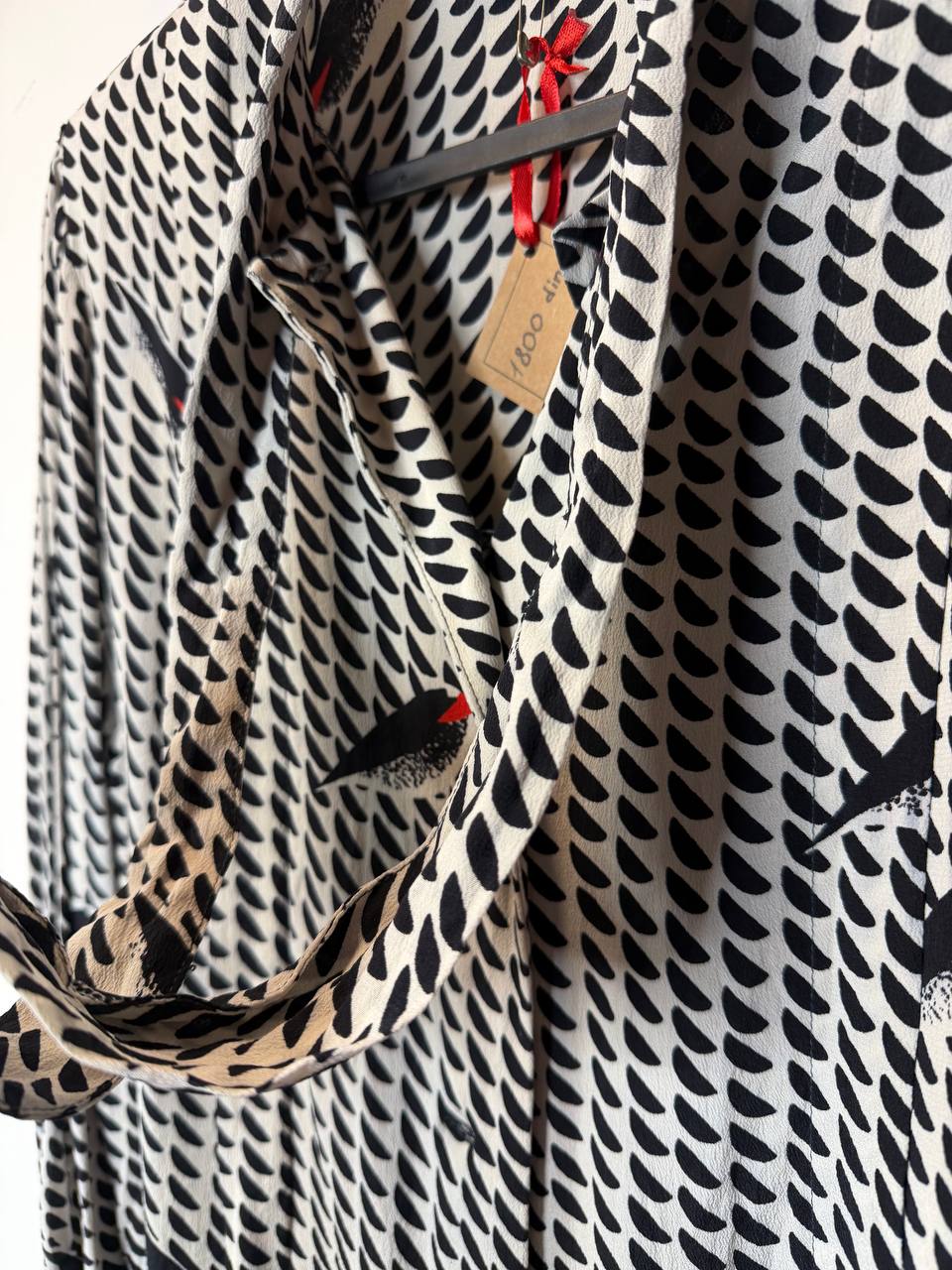 Московское ПТШО «Женская Мода» Tie-neck blouse