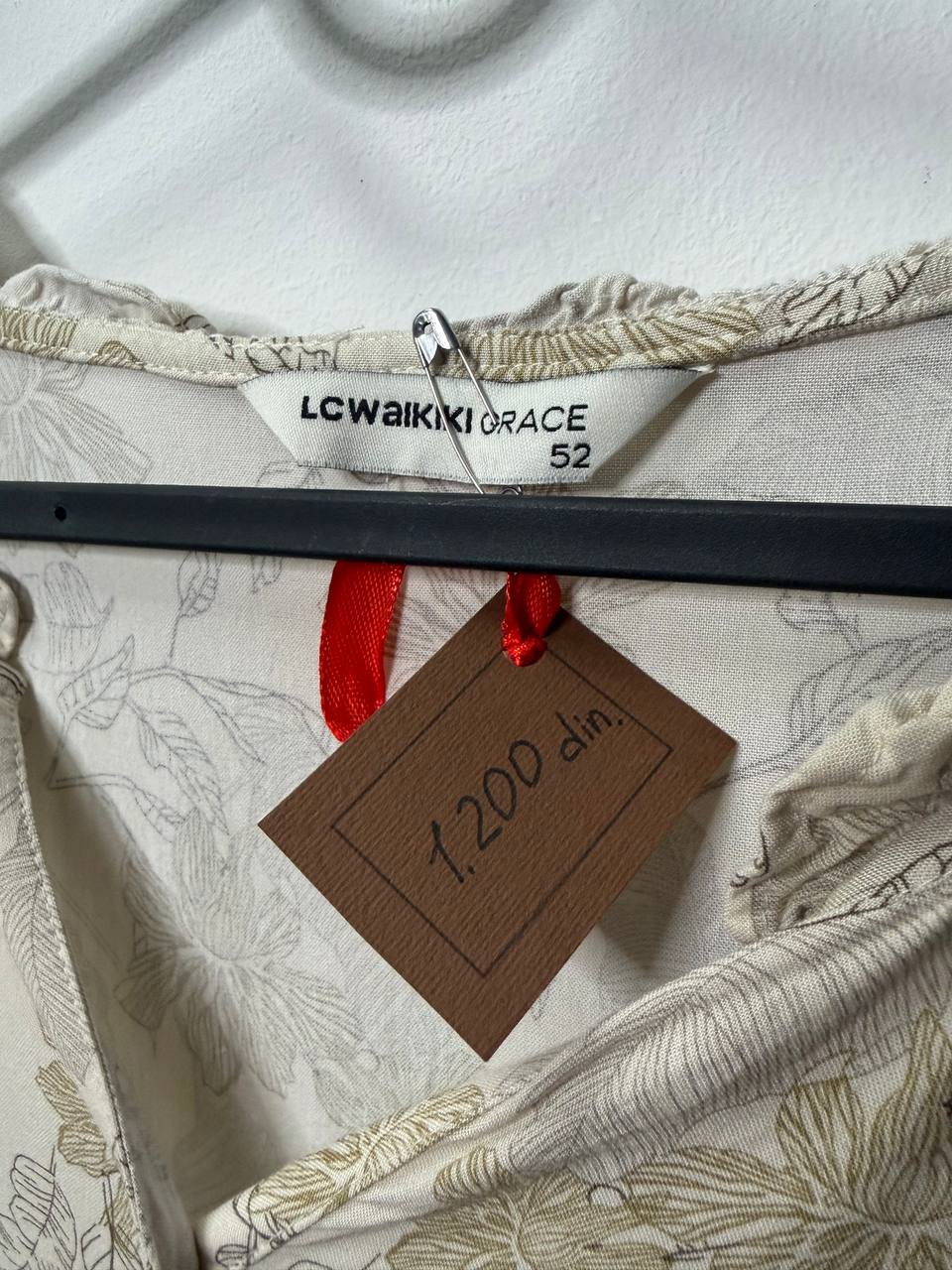 LC Waikiki Grace Botanical-print blouse
