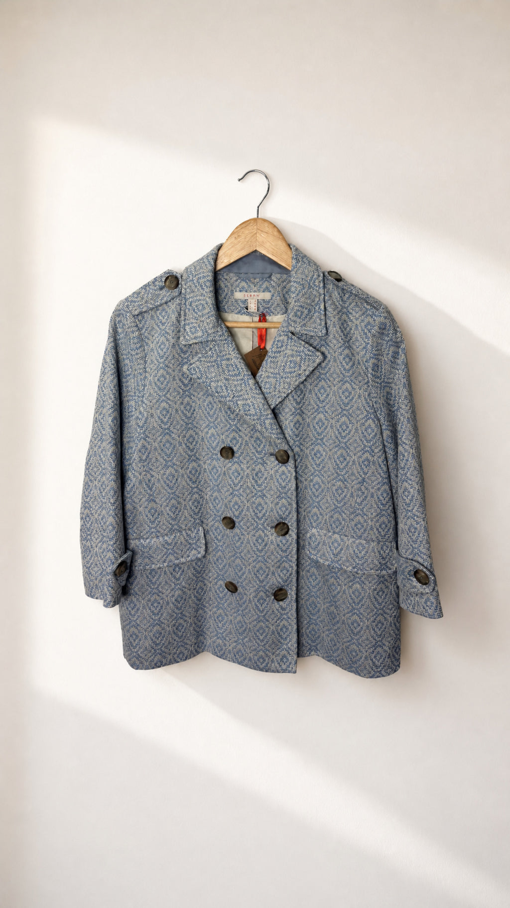 Esprit Blazer – vintage clothing at AMYPARFUME Belgrade